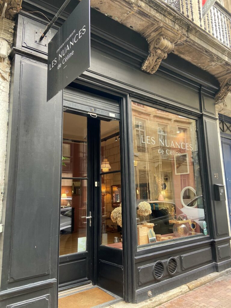 Un coiffeur expert en coloration à Bordeaux centre